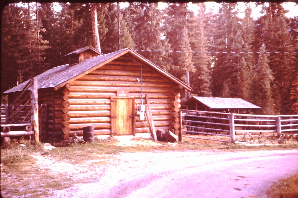 Kootenai NF, Raven RS Barn, 1970